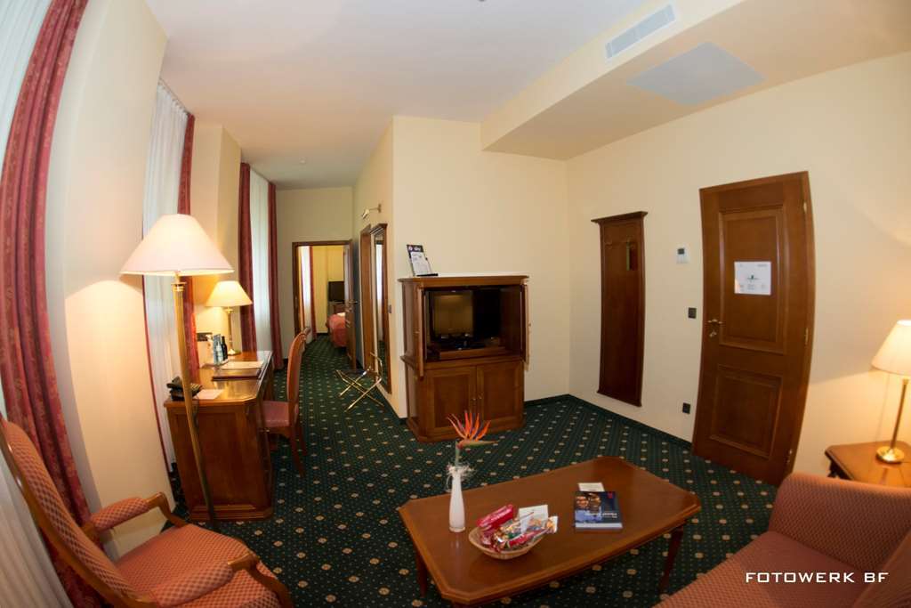 Schlosshotel Schkopau Room photo
