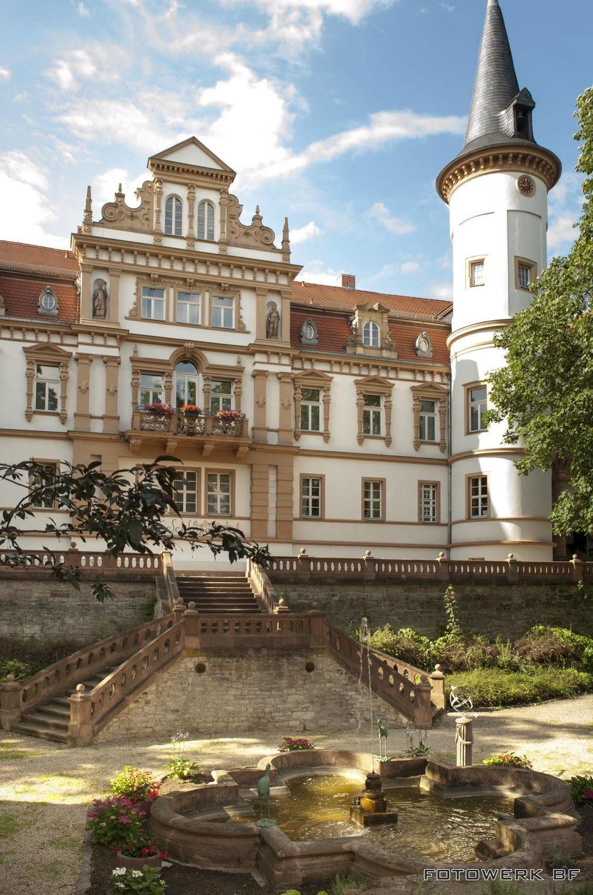 Schlosshotel Schkopau Exterior photo